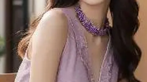 “西汉姆联客场取胜，AEK拉纳卡0-2败北安东尼奥梅开二度——欧会杯16强首回合较量结束！”